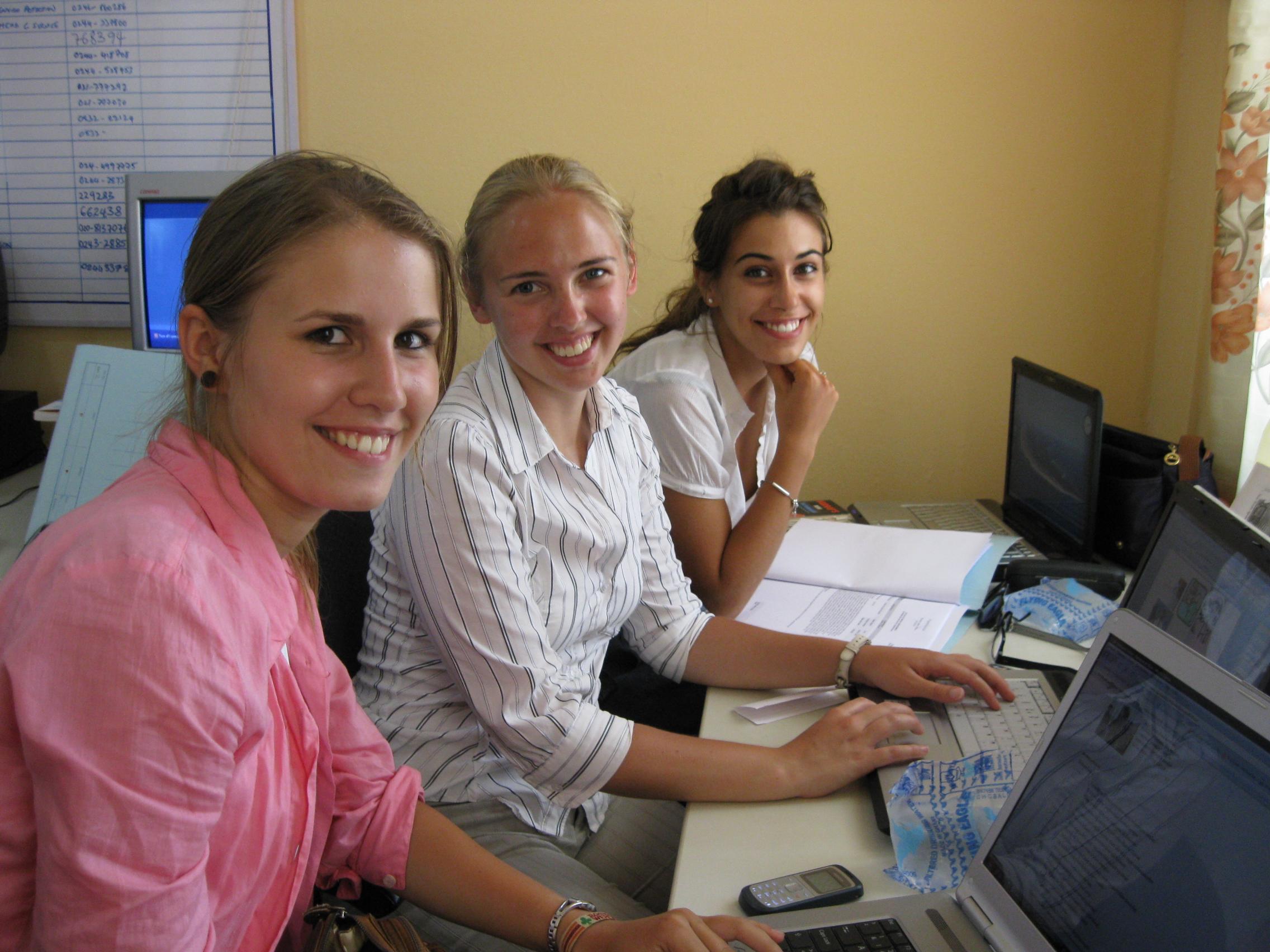 Projects Abroad IT teaching volunteers work on lessons plans at their placement in Ghana. A Projects Abroad volunteers gains IT teaching work experience in Ghana by creating lesson plans for children.
